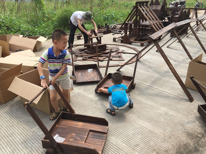 幼儿园构建区碳化小车积木儿童推拉车碳化积木炭烧积木