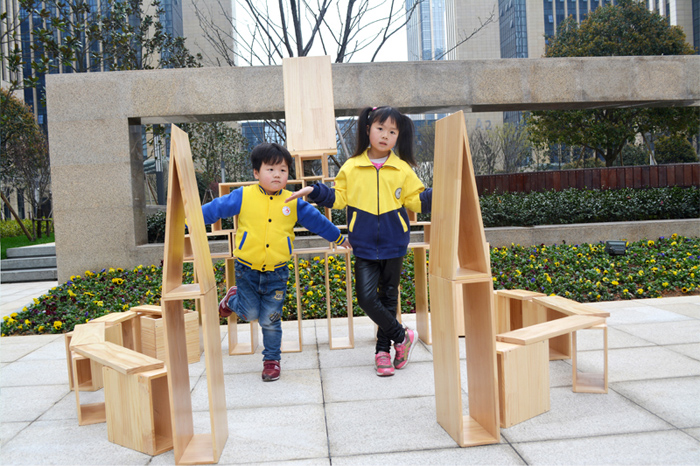 幼儿园室内外空心木质制松木大积木127片儿童早教益智积木玩具